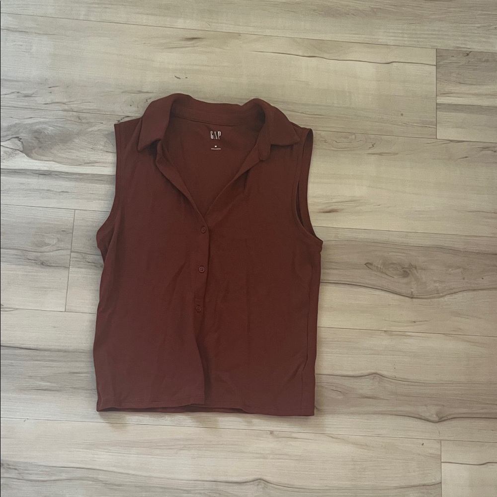 GAP Sleeveless Top in Deep Rust